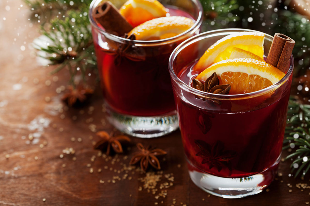Yat Il De L Alcool Dans Le Vin Chaud Vin chaud - La recette traditionnelle - MaRecette.ch