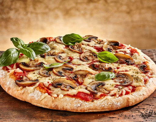Pizza aux champignons : La recette gourmande Pizza aux champignons