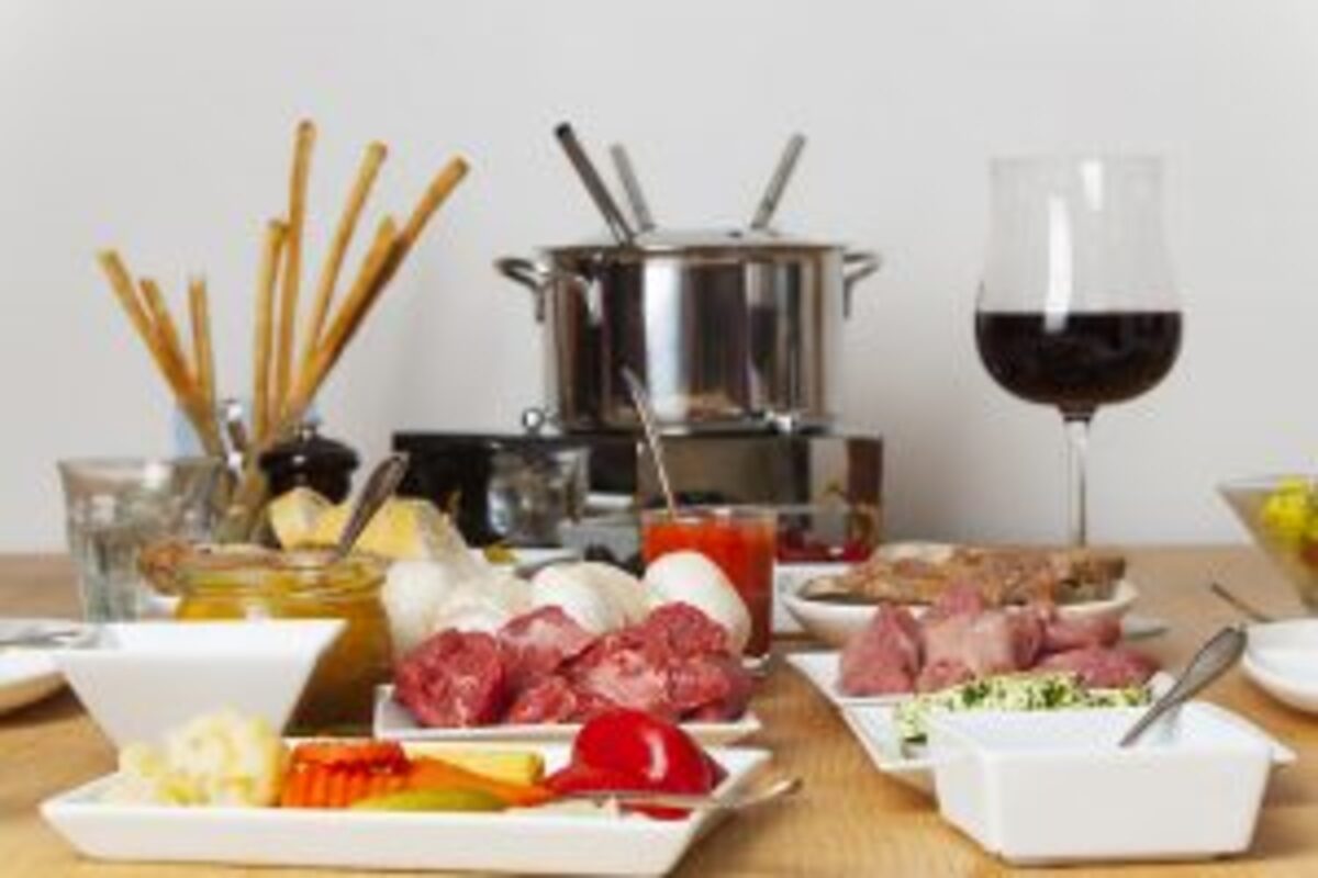 Fondue vigneronne au vin rouge La recette facile MaRecette.ch